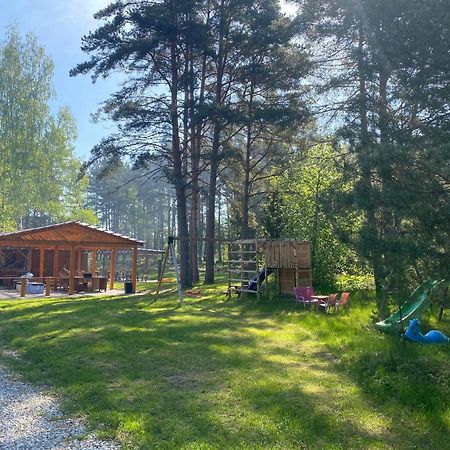 Metsaaeaere Accommodation Uulu Kültér fotó