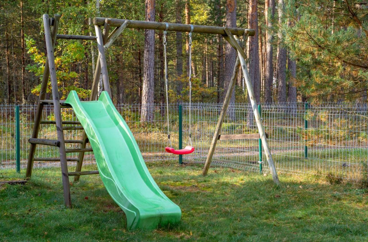 Metsaaeaere Accommodation Uulu Kültér fotó