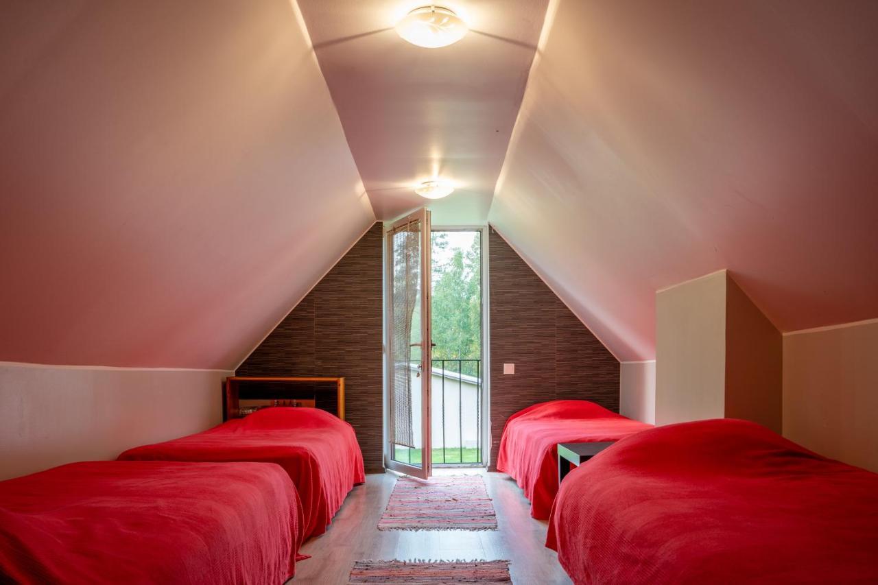 Metsaaeaere Accommodation Uulu Kültér fotó