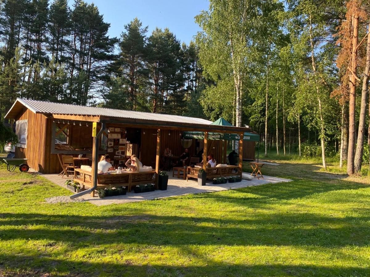 Metsaaeaere Accommodation Uulu Kültér fotó