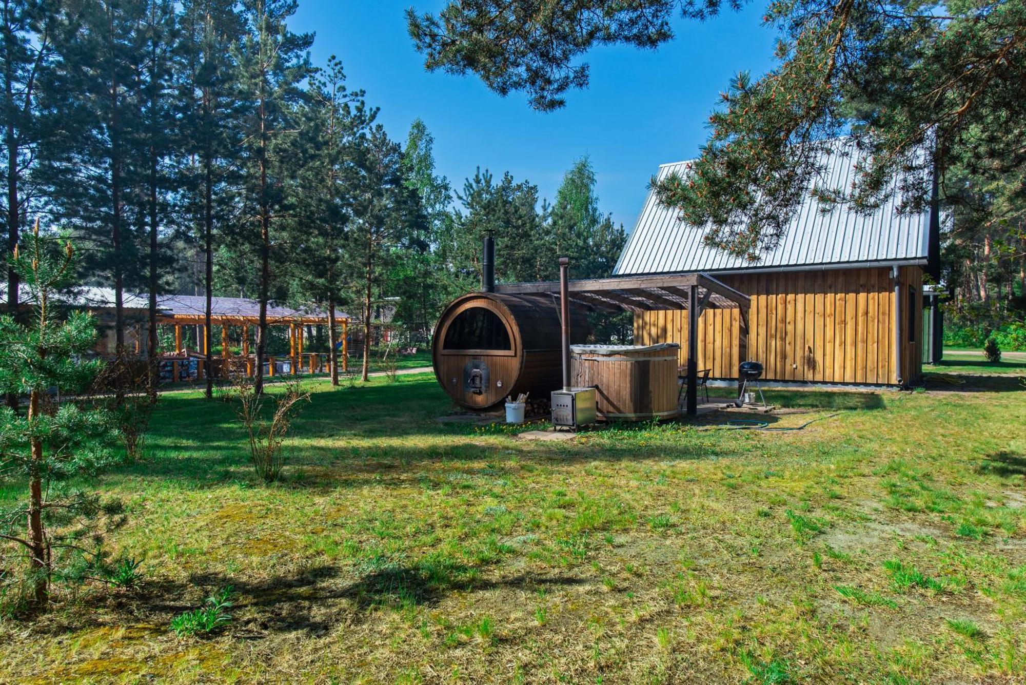 Metsaaeaere Accommodation Uulu Kültér fotó