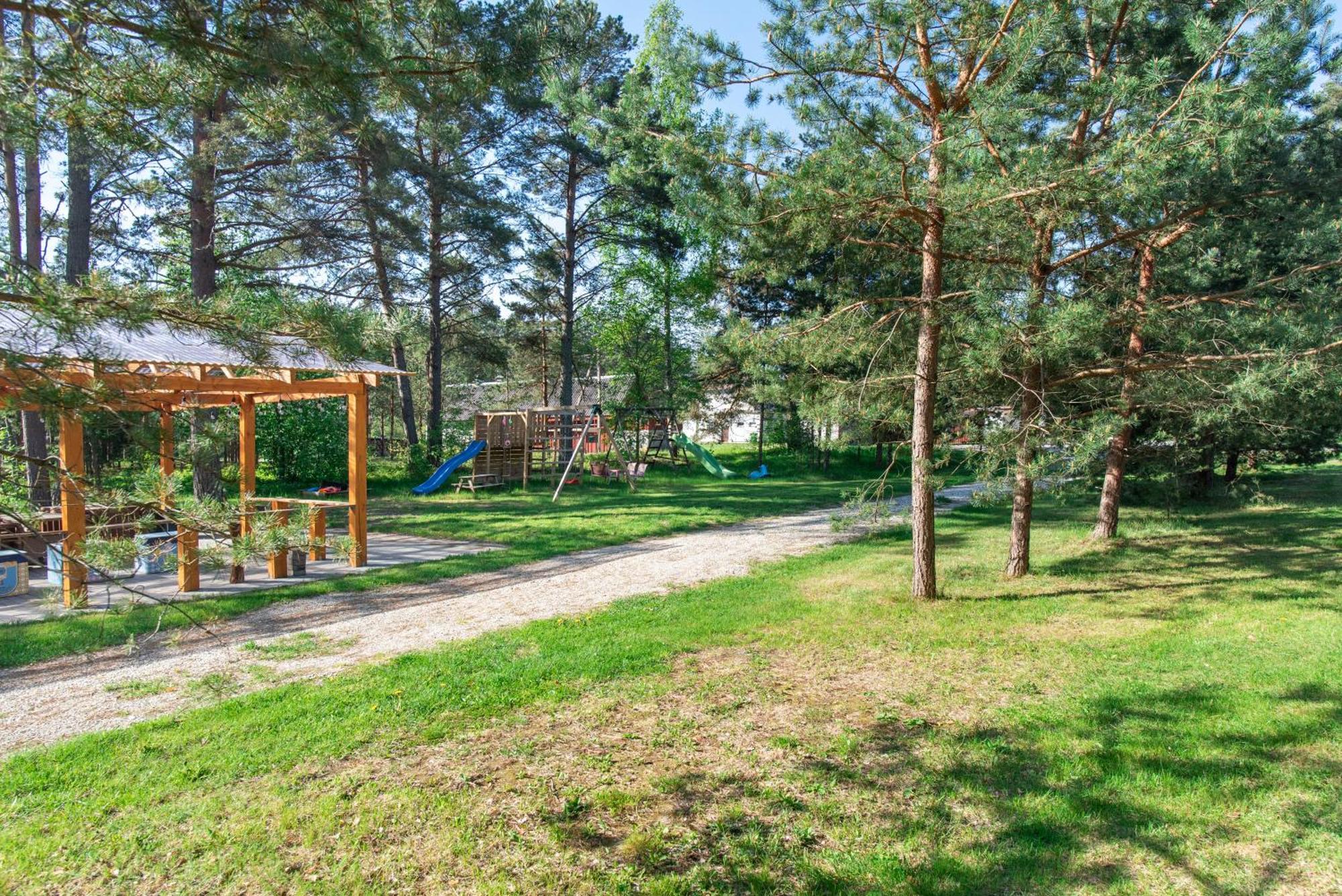 Metsaaeaere Accommodation Uulu Kültér fotó