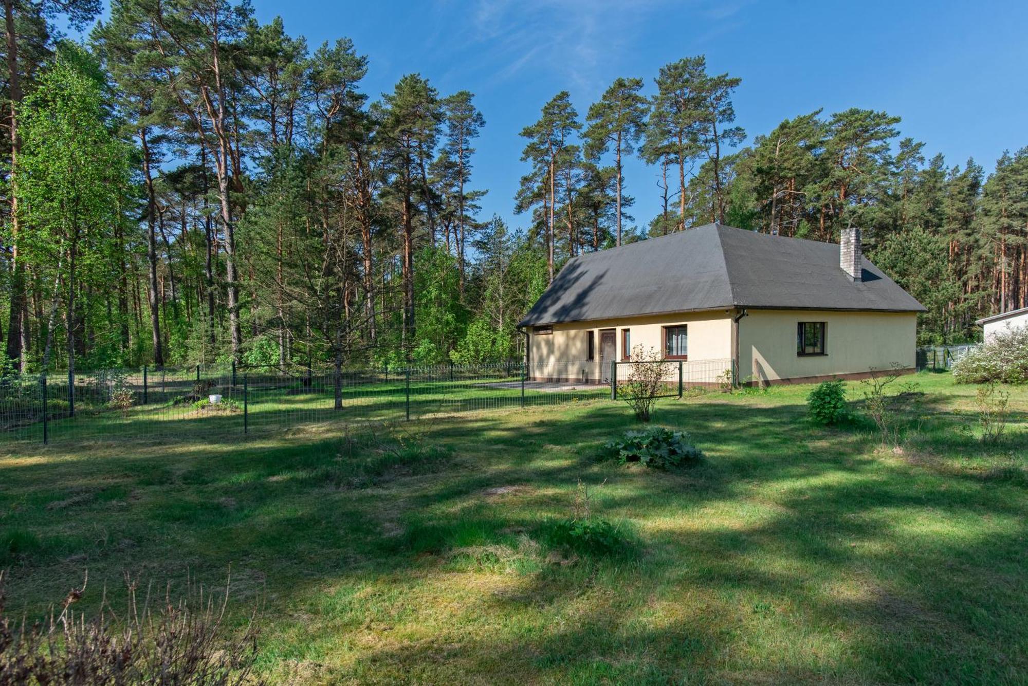 Metsaaeaere Accommodation Uulu Kültér fotó